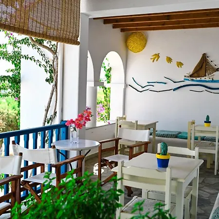 Beachfront Luxury Bocamviglies - Naoussa Cycladic Haven