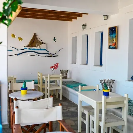 Beachfront Luxury Bocamviglies - Naoussa Cycladic Haven Nocleg ze śniadaniem *